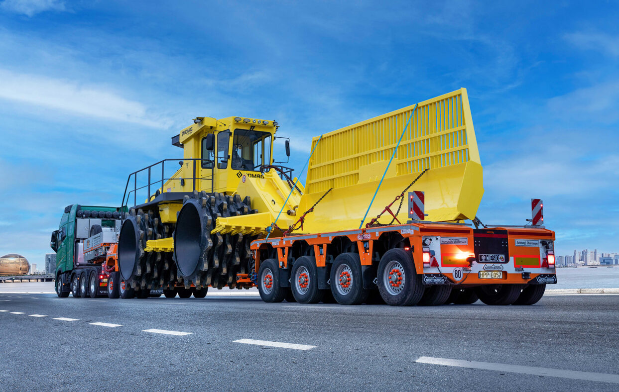 Nooteboom-Euro-low-loader-with-Interdolly-1
