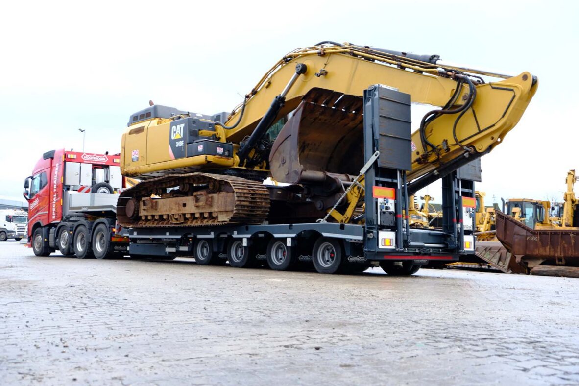 nooteboom  osd semi-loader with hydraulic widening