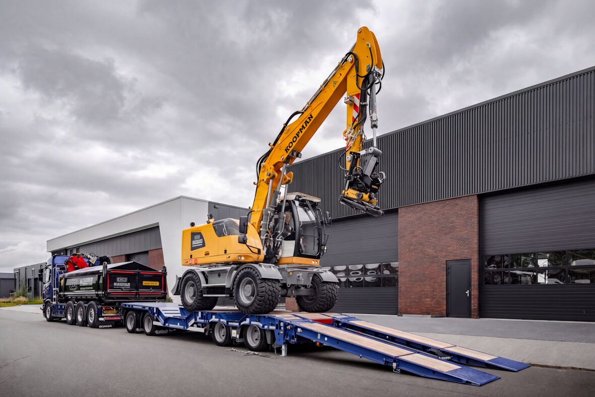supertrailer-drawbar-semi-low-loader2