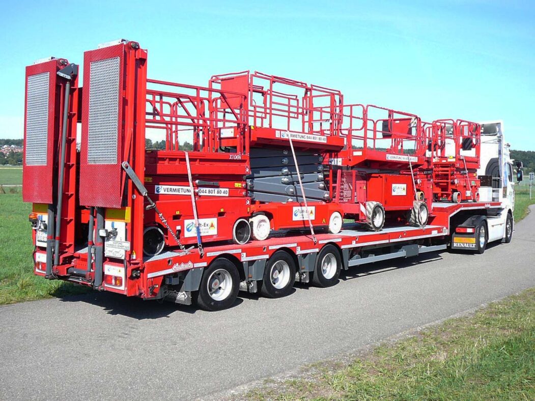 Access plaforms and telescopic handlers3