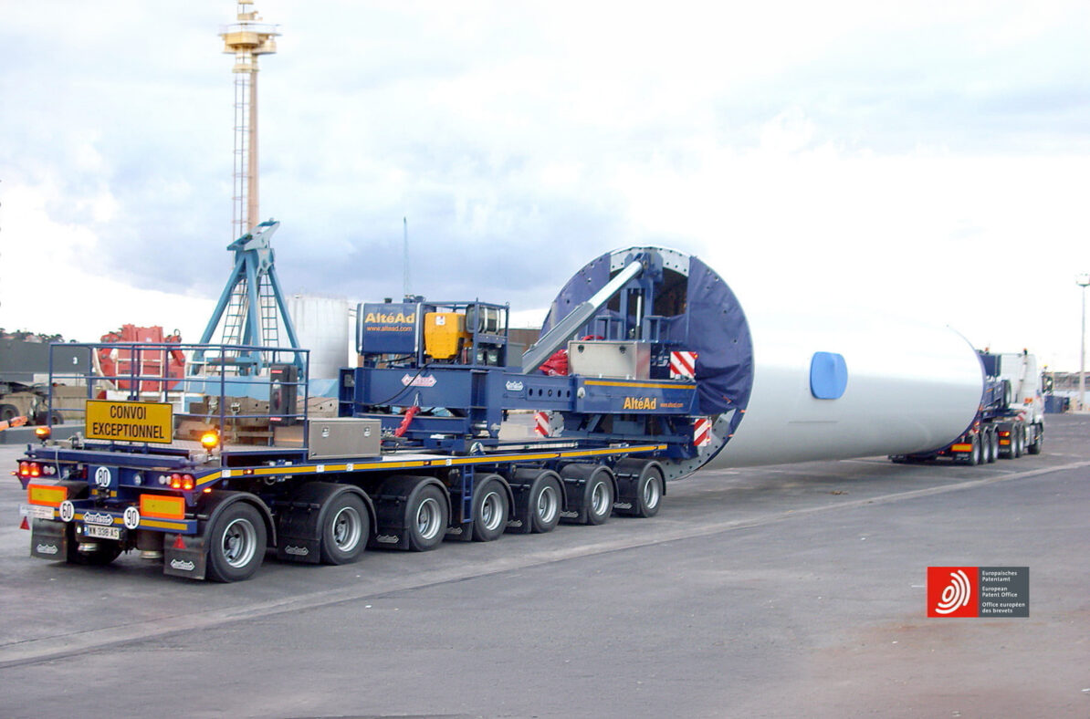 Nooteboom Mega Windmill Transporter
